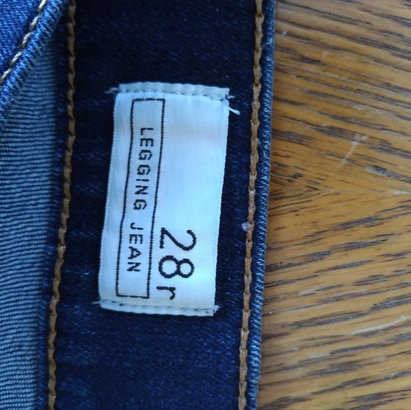 Jeans - Picture 3 of 4